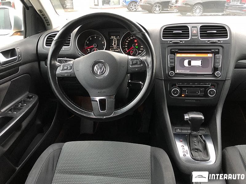2010 Volkswagen Golf — Miniatură 9