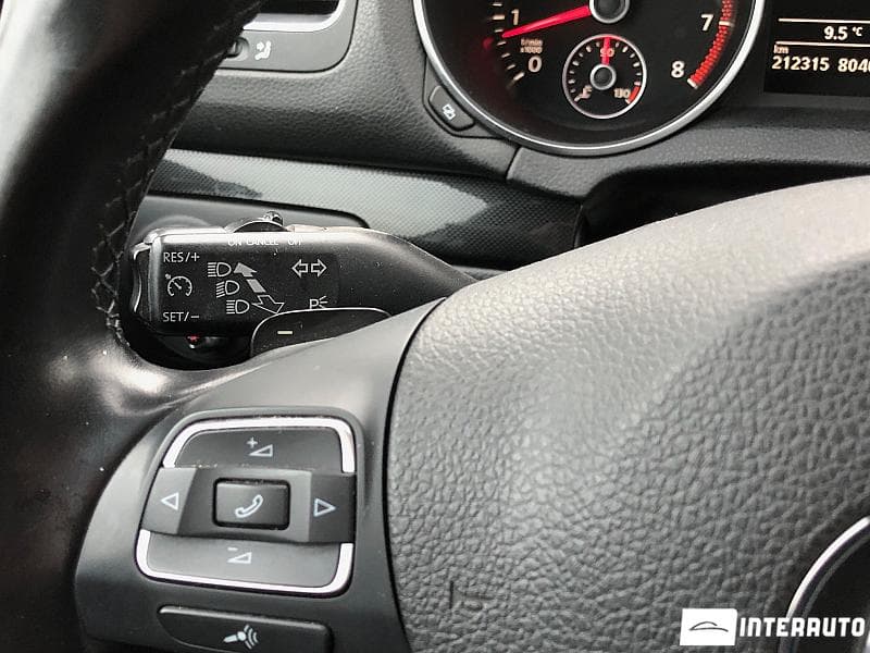 2010 Volkswagen Golf — Miniatură 11