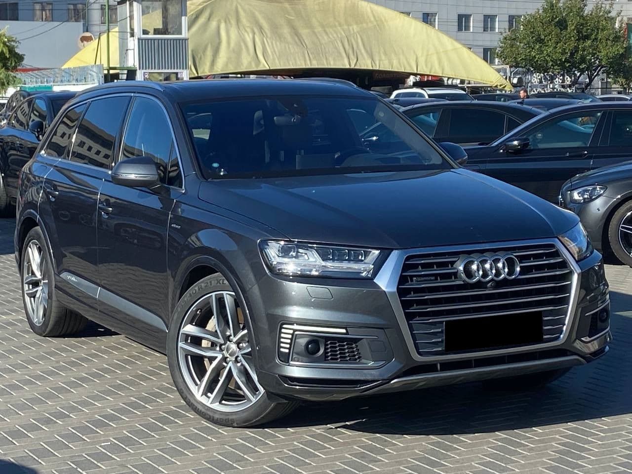 Audi Q7 E-Tron 2016 — Миниатюра 3