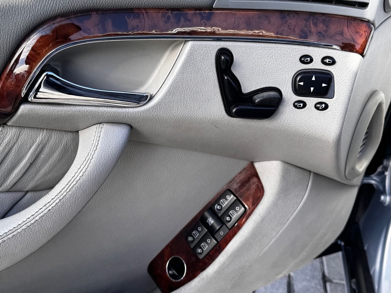 Mercedes S 320 2002 — Миниатюра 14