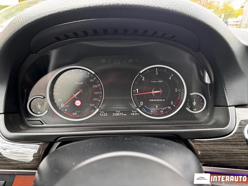 BMW 525 2015 — Миниатюра 9