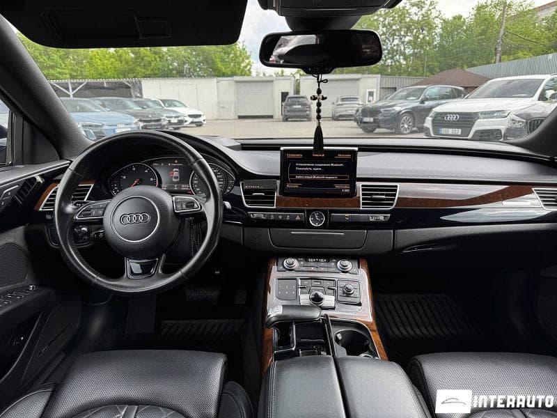 Audi A8 2016 — Миниатюра 8