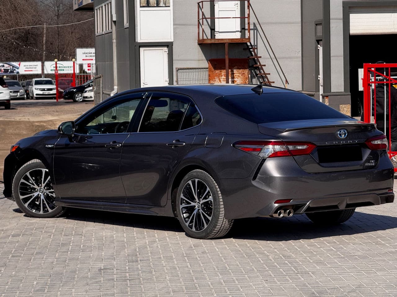 Toyota Camry 2018 — Миниатюра 2