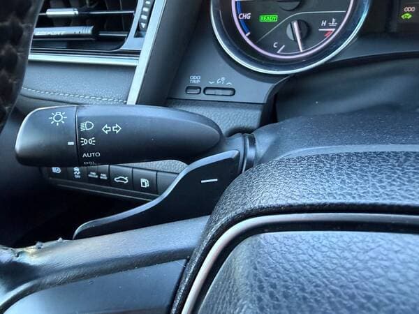 2018 Toyota Camry — Miniatură 11