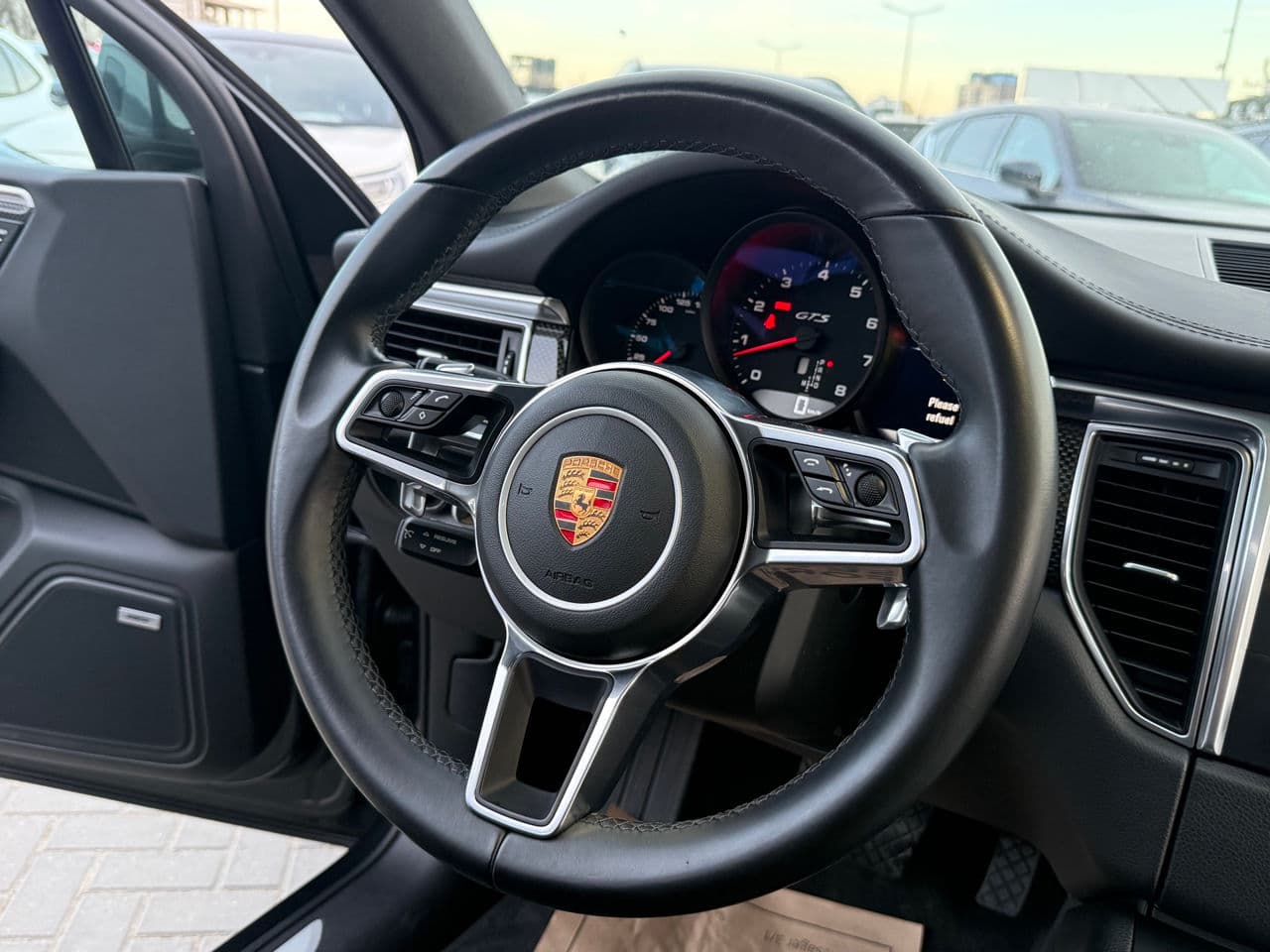 Porsche Macan GTS 2017 — Миниатюра 9