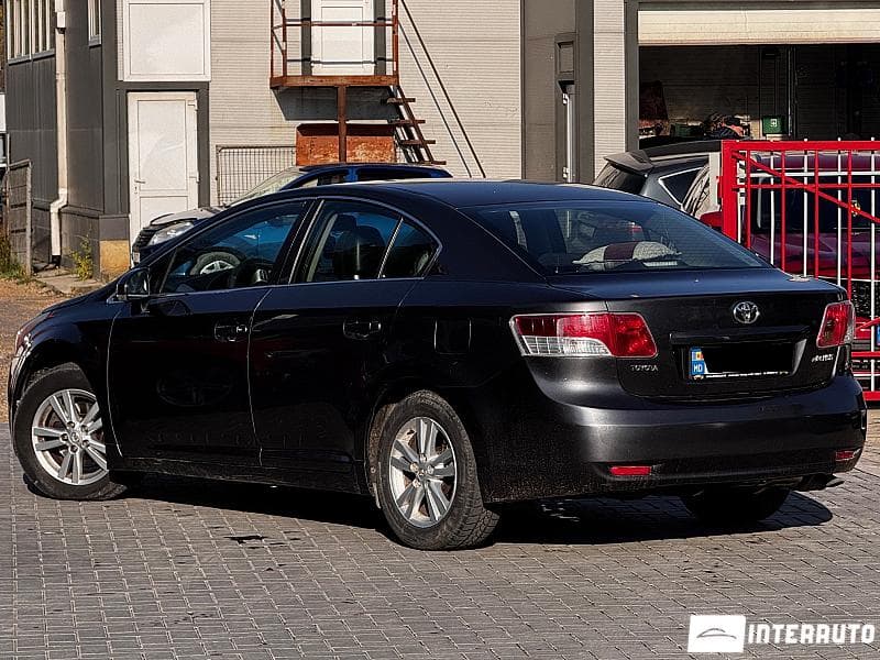 Toyota Avensis 2011 — Миниатюра 4