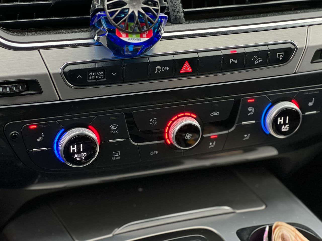Audi Q7 2015 — Миниатюра 12