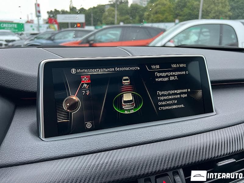 BMW X5 2.5D 2015 — Миниатюра 15
