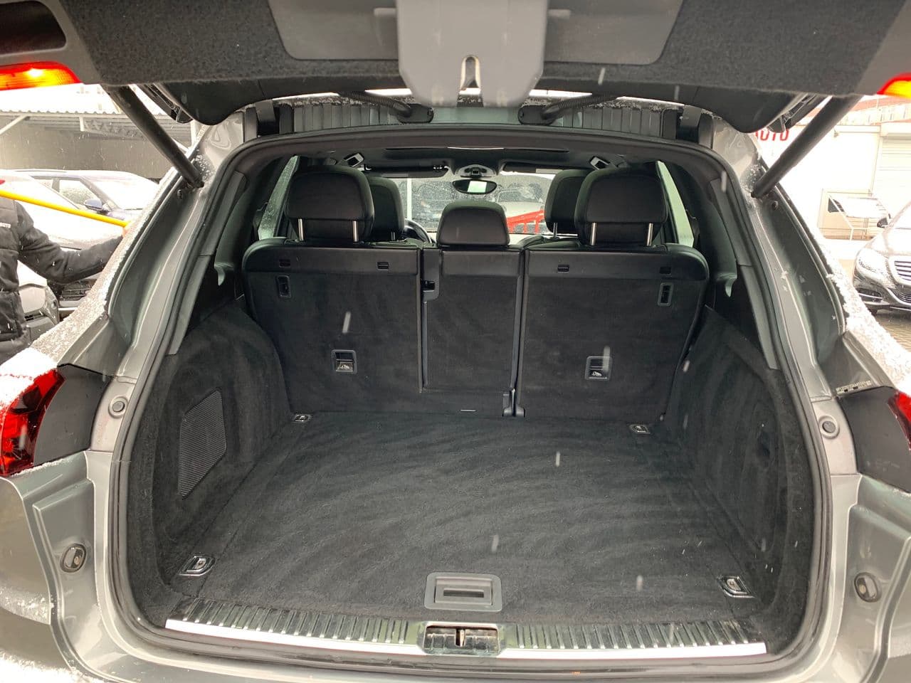 Porsche Cayenne 2015 — Миниатюра 17