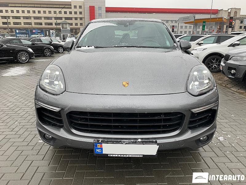 Porsche Cayenne 2015 — Миниатюра 7