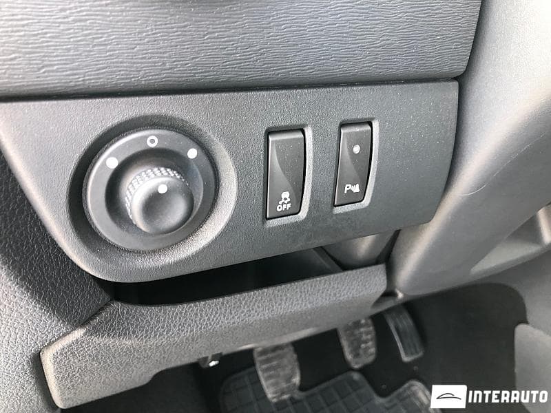 2015 Dacia Dokker Stepway — Miniatură 8