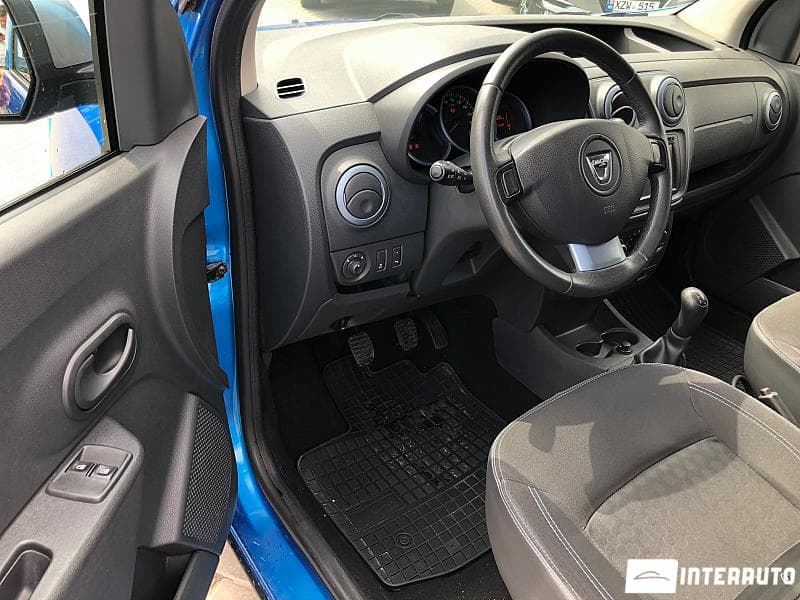 2015 Dacia Dokker Stepway — Miniatură 7