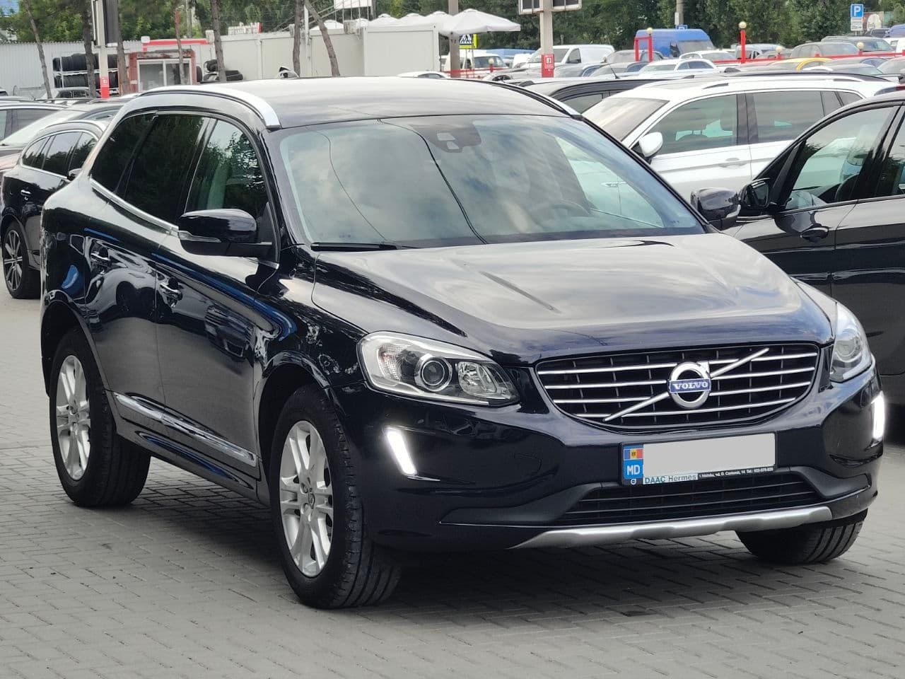 Volvo XC 60 2016 — Миниатюра 3