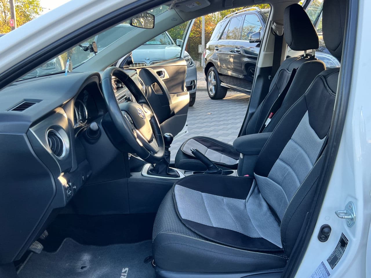 Toyota Auris 2014 — Миниатюра 5