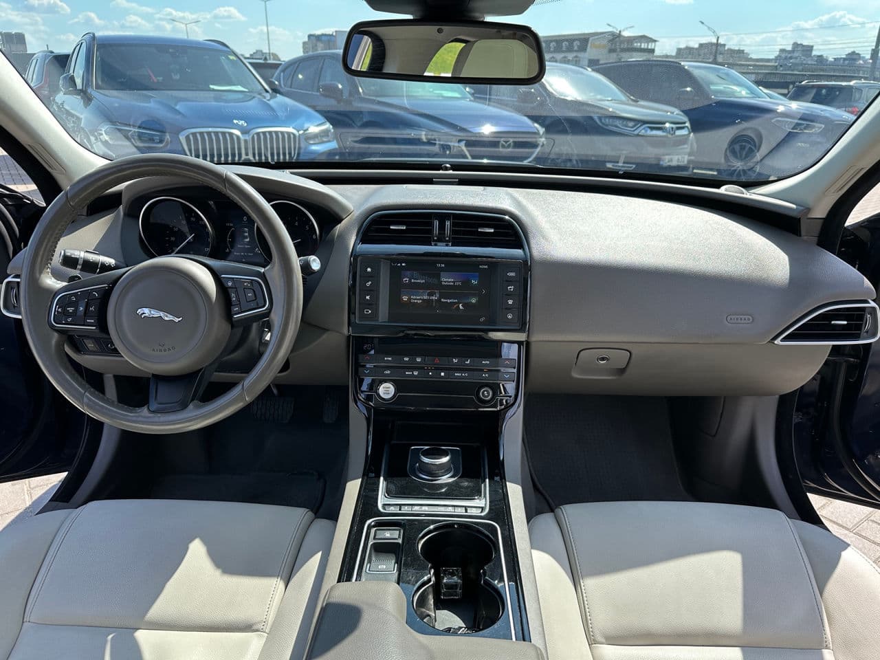 Jaguar XE 2016 — Миниатюра 6