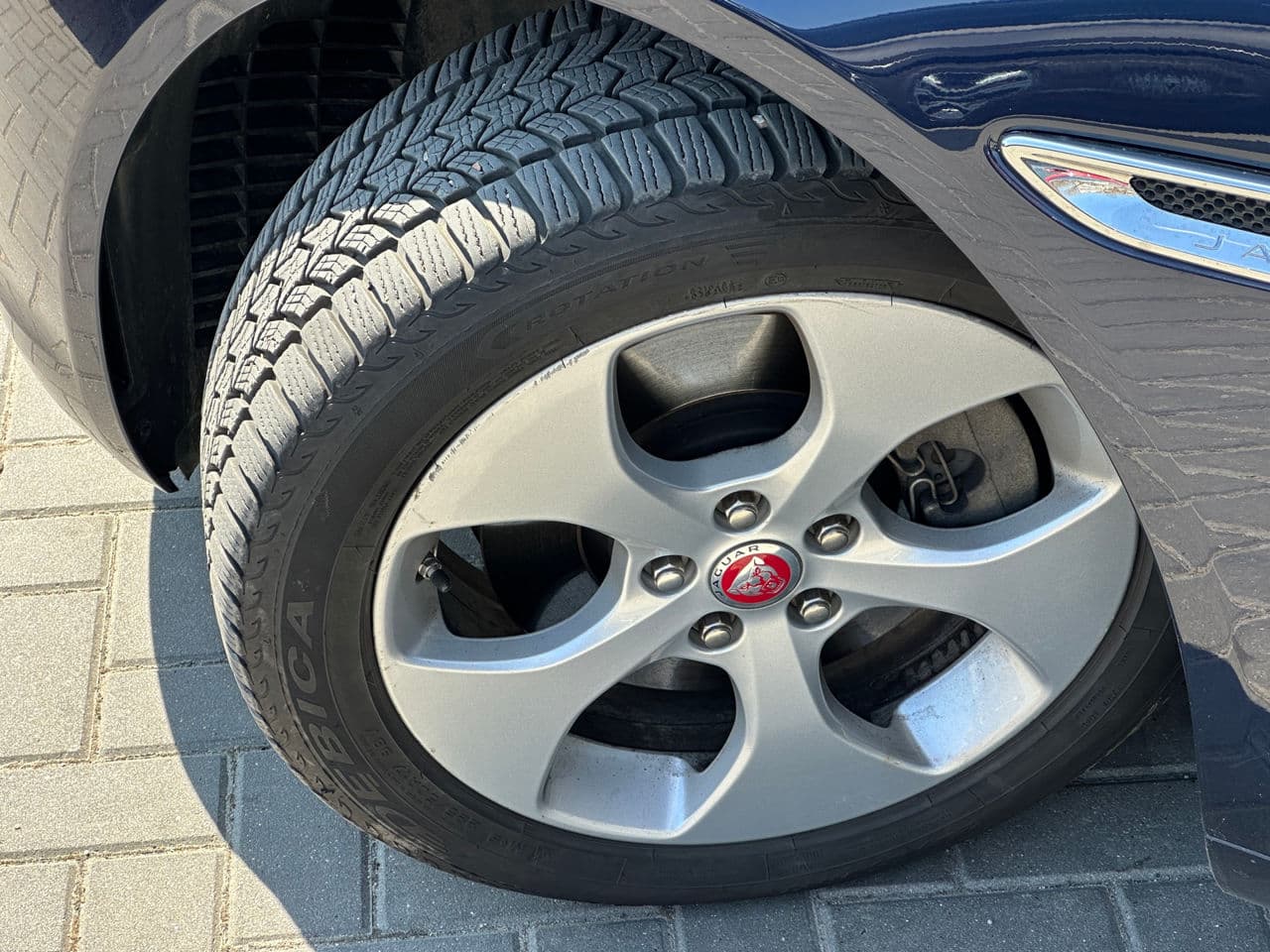Jaguar XE 2016 — Миниатюра 16