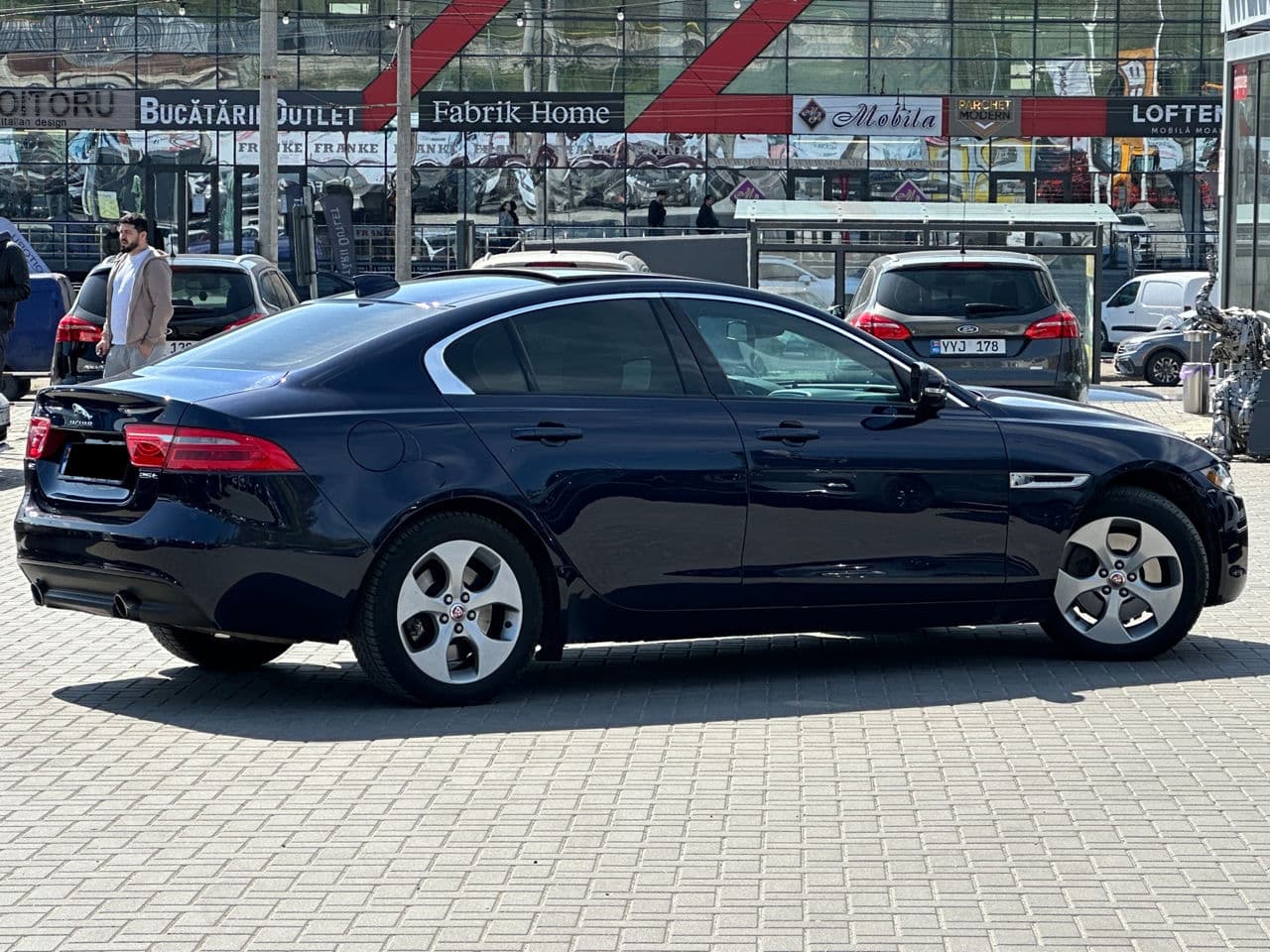 Jaguar XE 2016 — Миниатюра 3