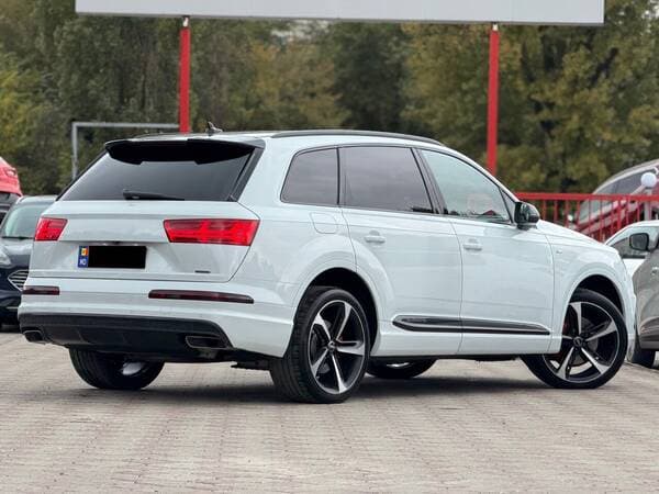 2016 Audi Q7 — Miniatură 3
