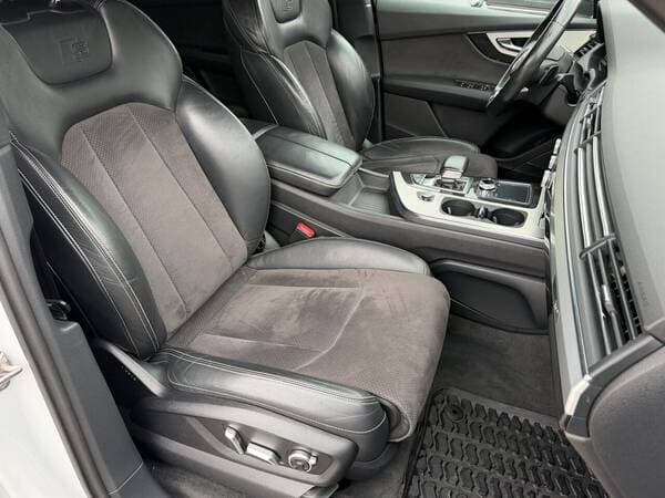 2016 Audi Q7 — Miniatură 8