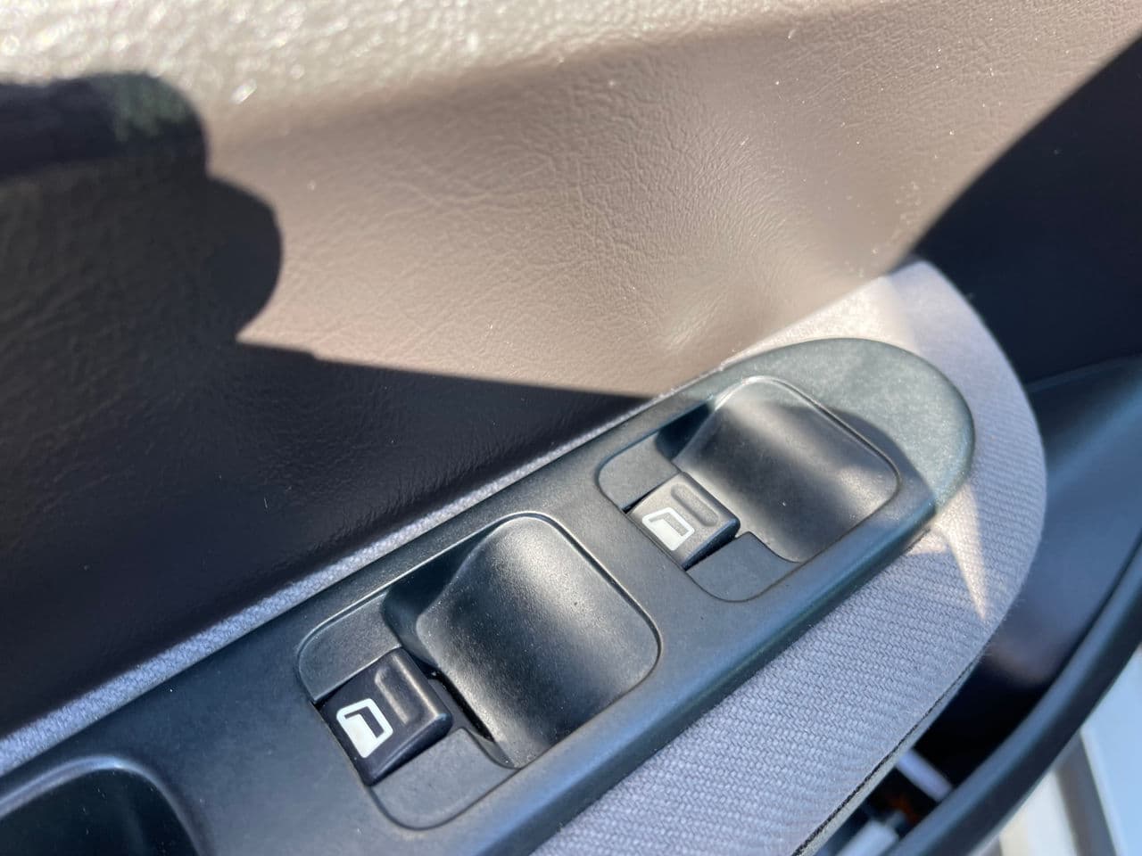 Peugeot 307 2002 — Миниатюра 9