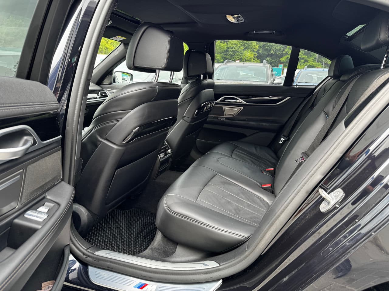 BMW 730 2019 — Миниатюра 25
