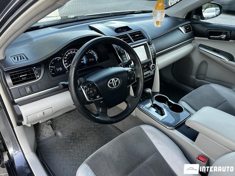 Toyota Camry 2012 — Миниатюра 5