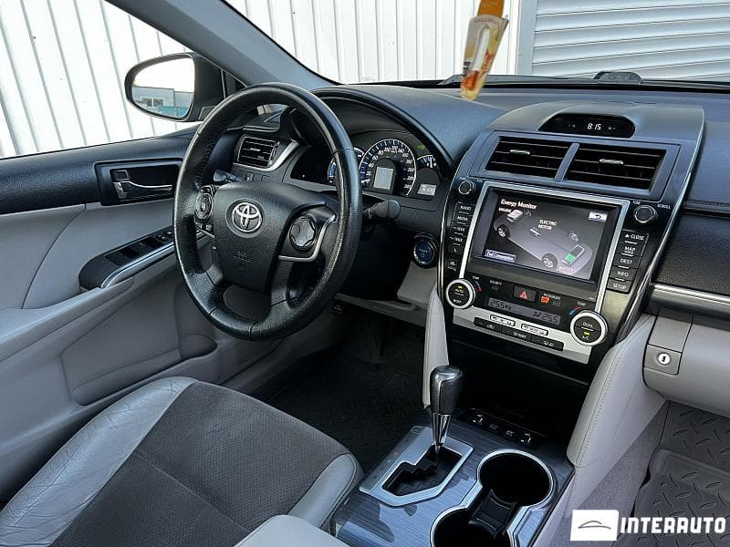 Toyota Camry 2012 — Миниатюра 7