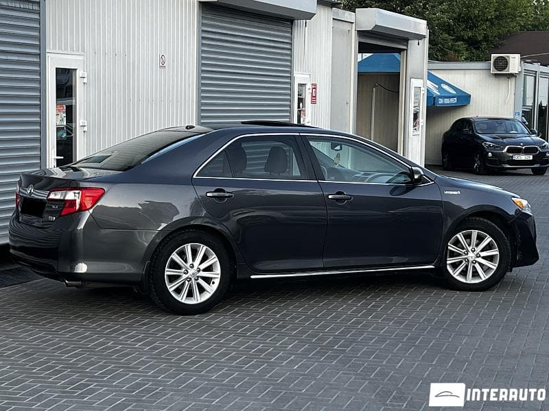 Toyota Camry 2012 — Миниатюра 4