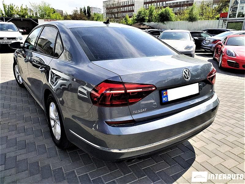 2018 Volkswagen Passat — Miniatură 4
