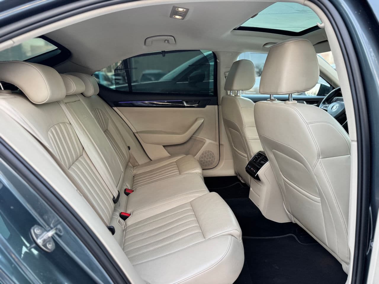 Skoda Superb 2015 — Миниатюра 19