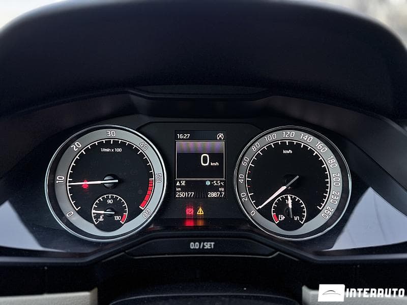 Skoda Superb 2015 — Миниатюра 13