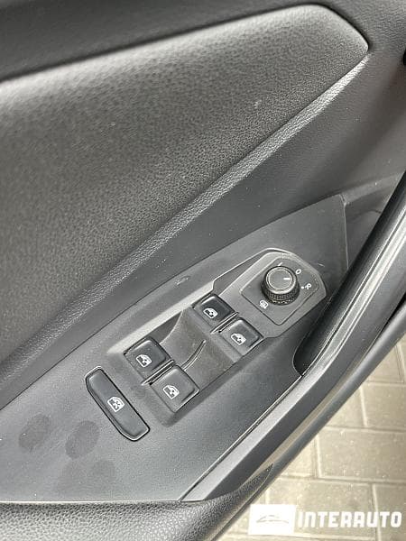 2019 Volkswagen Jetta — Miniatură 12