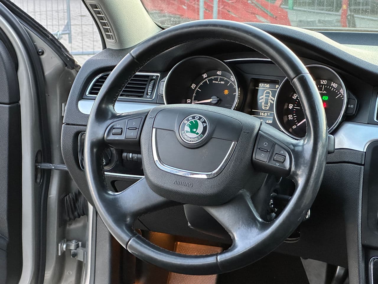 Skoda Superb 2009 — Миниатюра 7