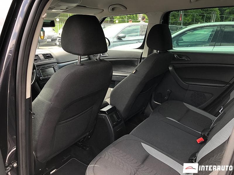 2013 Skoda Yeti — Miniatură 17