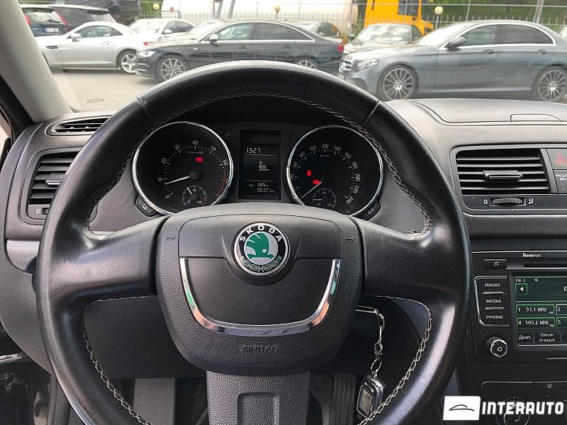2013 Skoda Yeti — Miniatură 12