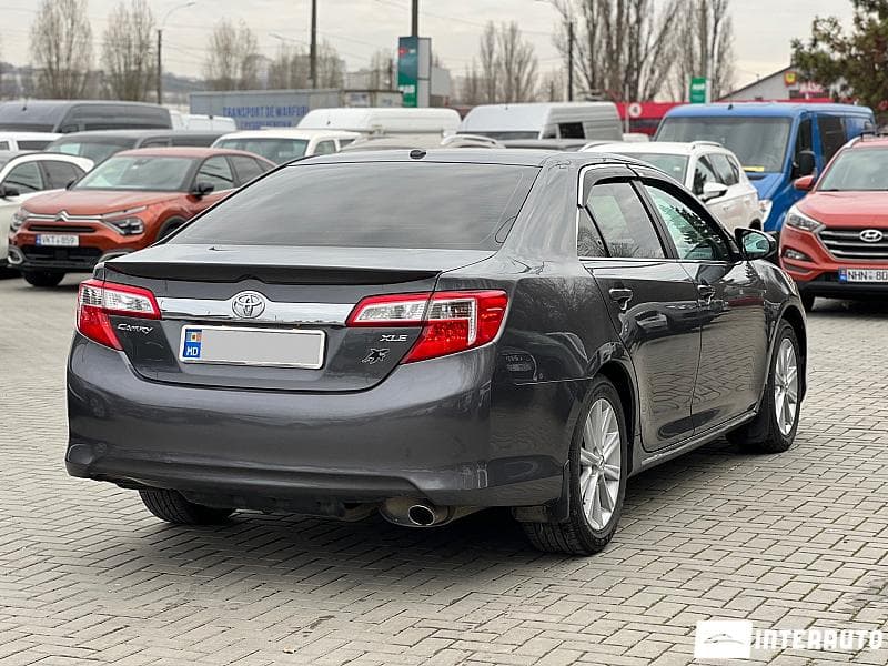 2014 Toyota Camry — Miniatură 3