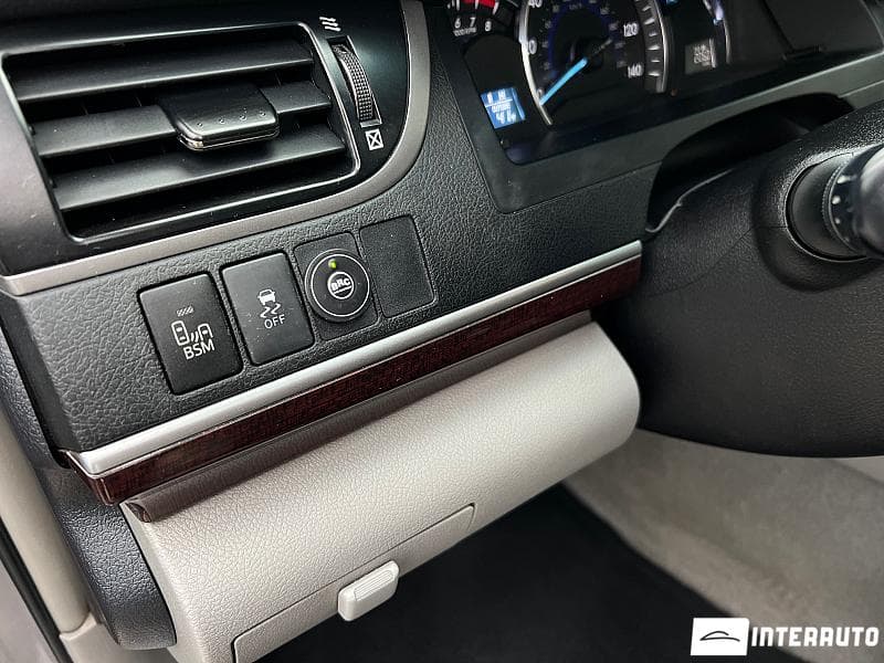 2014 Toyota Camry — Miniatură 10
