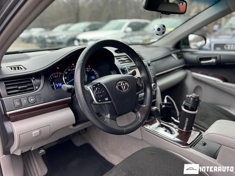 2014 Toyota Camry — Miniatură 11