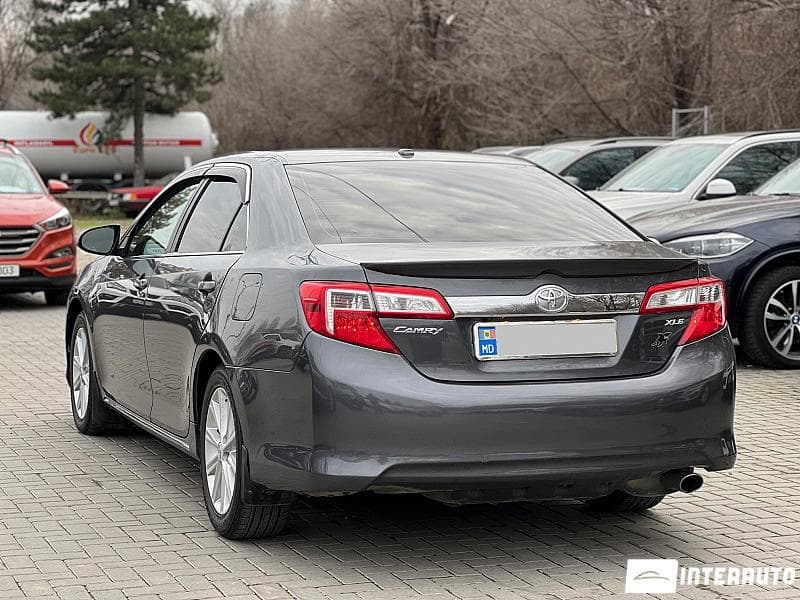 2014 Toyota Camry — Miniatură 4