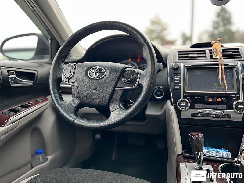 2014 Toyota Camry — Miniatură 12