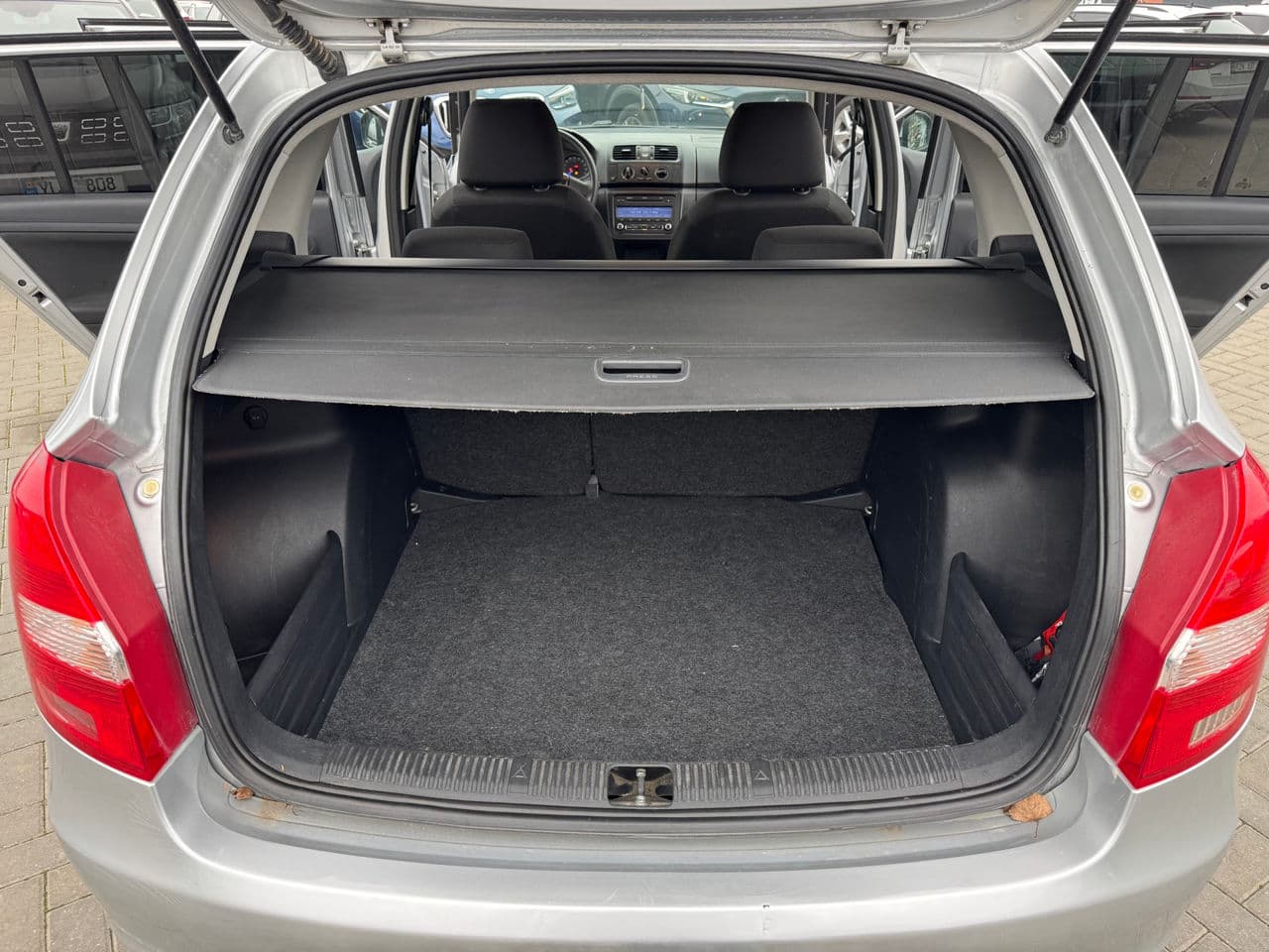Skoda Fabia 2011 — Миниатюра 17