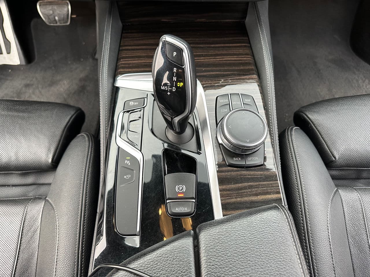 BMW 520 2017 — Миниатюра 15