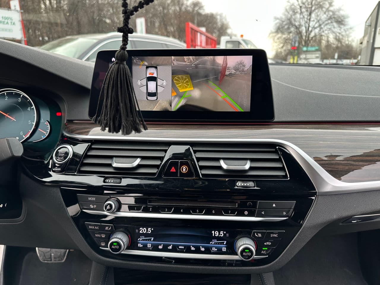 BMW 520 2017 — Миниатюра 14