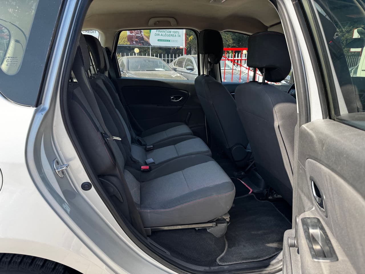 Renault Scenic 2015 — Миниатюра 14