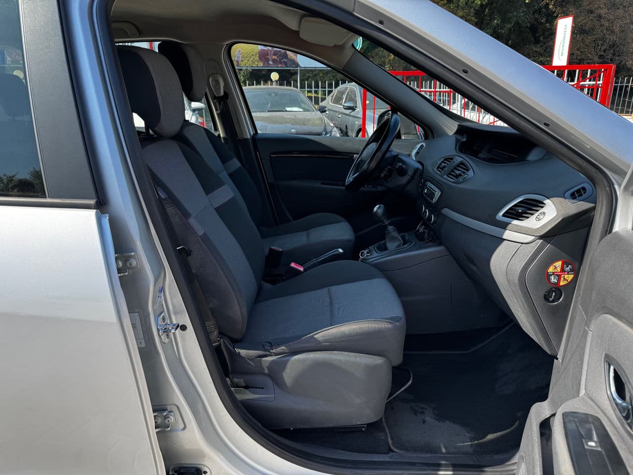 Renault Scenic 2015 — Миниатюра 5