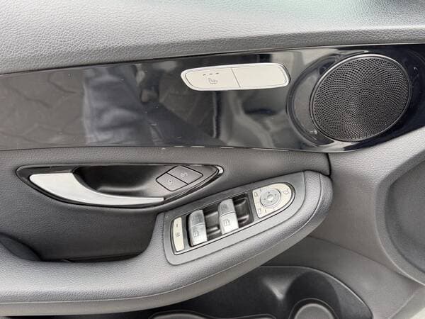 2015 Mercedes C 250 — Miniatură 13