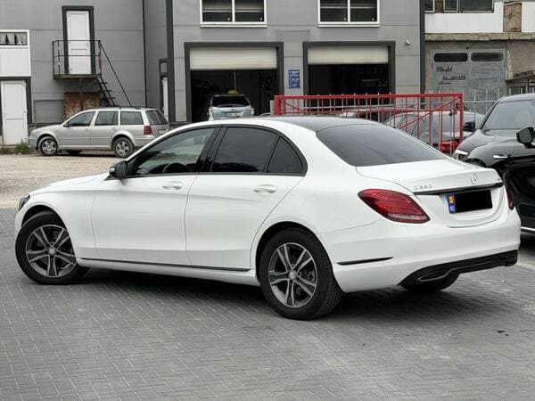 2015 Mercedes C 250 — Miniatură 4