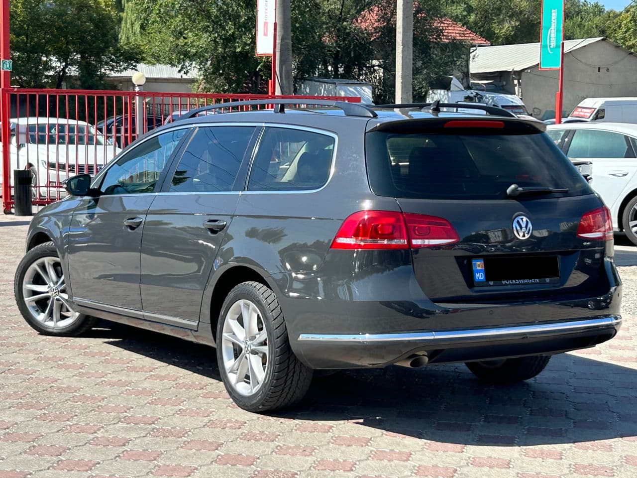 Volkswagen Passat 2012 — Миниатюра 2