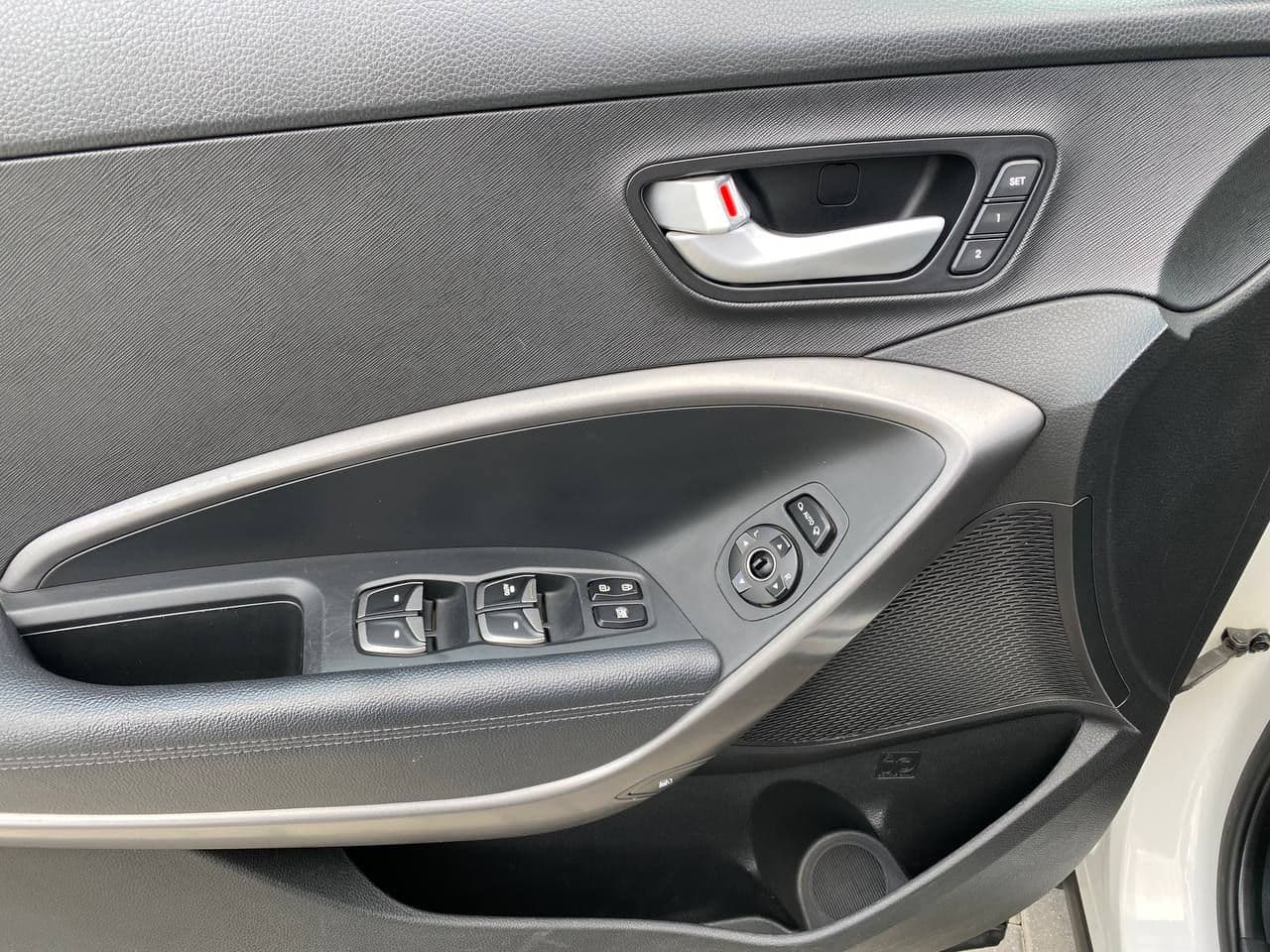 2013 Hyundai Grand Santa Fe — Miniatură 5