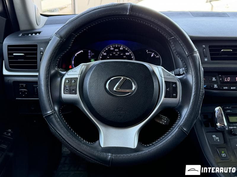 2013 Lexus CT 200h — Miniatură 11